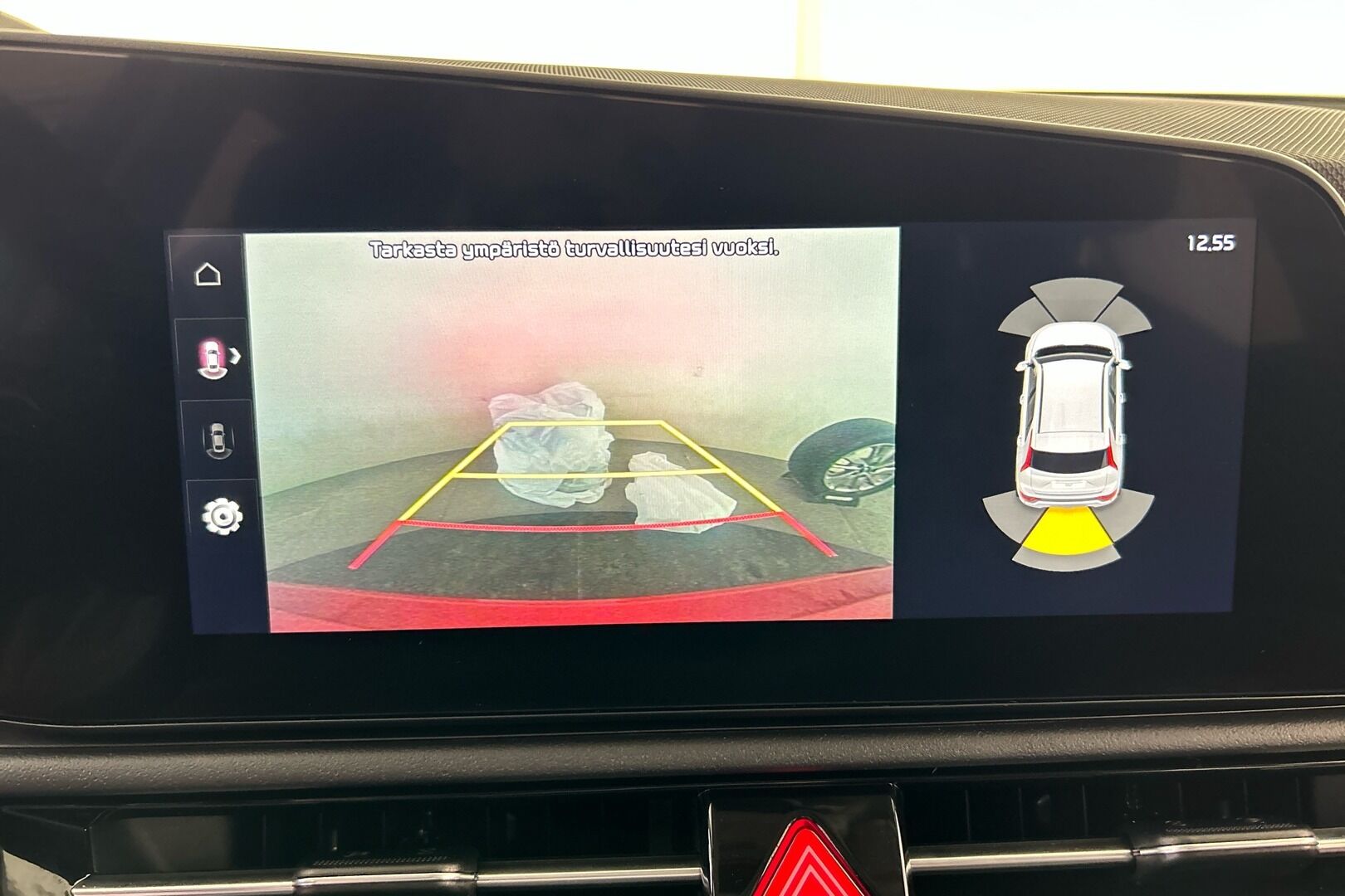 Kia Niro iso kuva 19