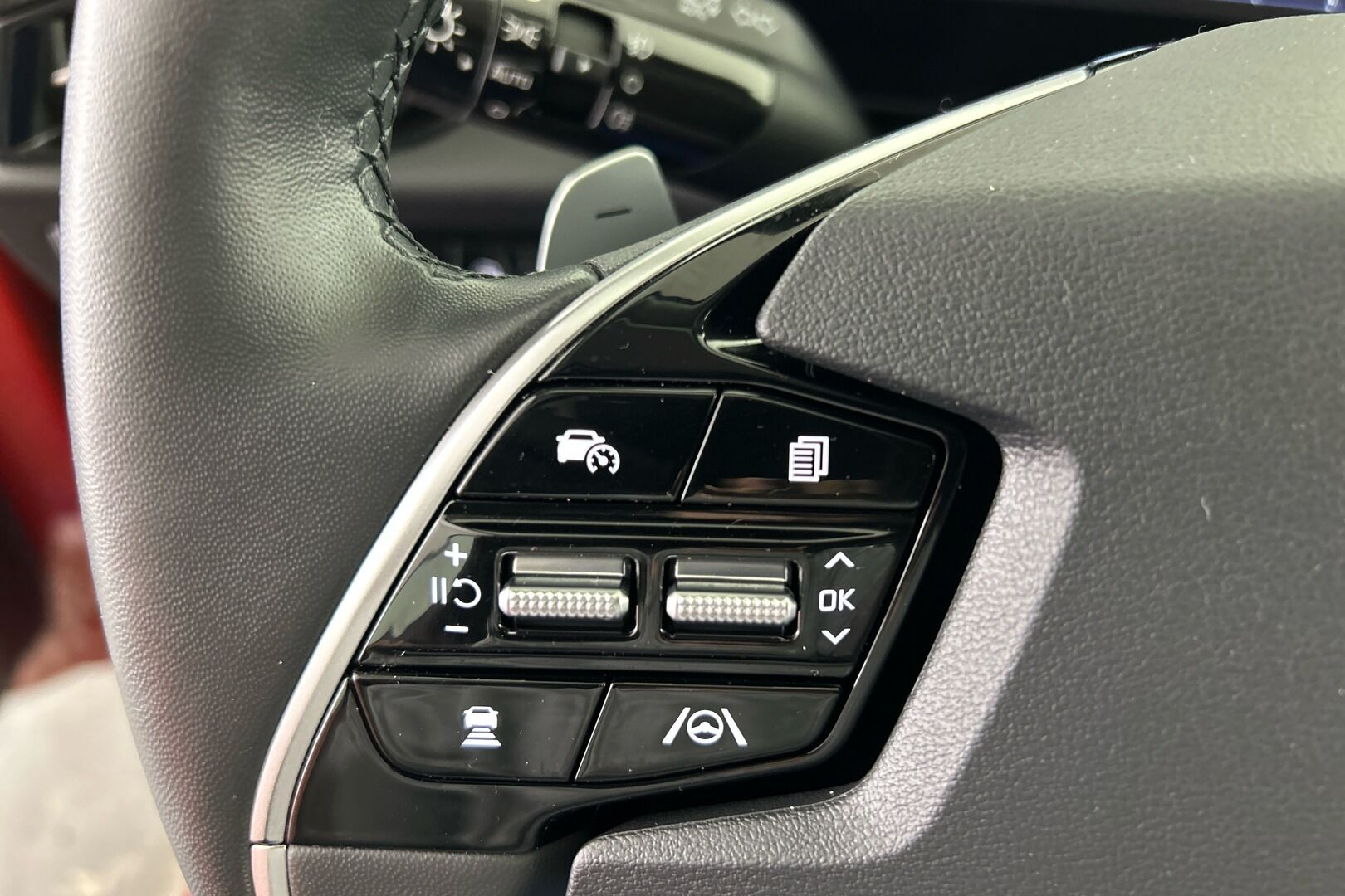 Kia Niro iso kuva 20
