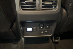 Nissan X-Trail esikatselu 16
