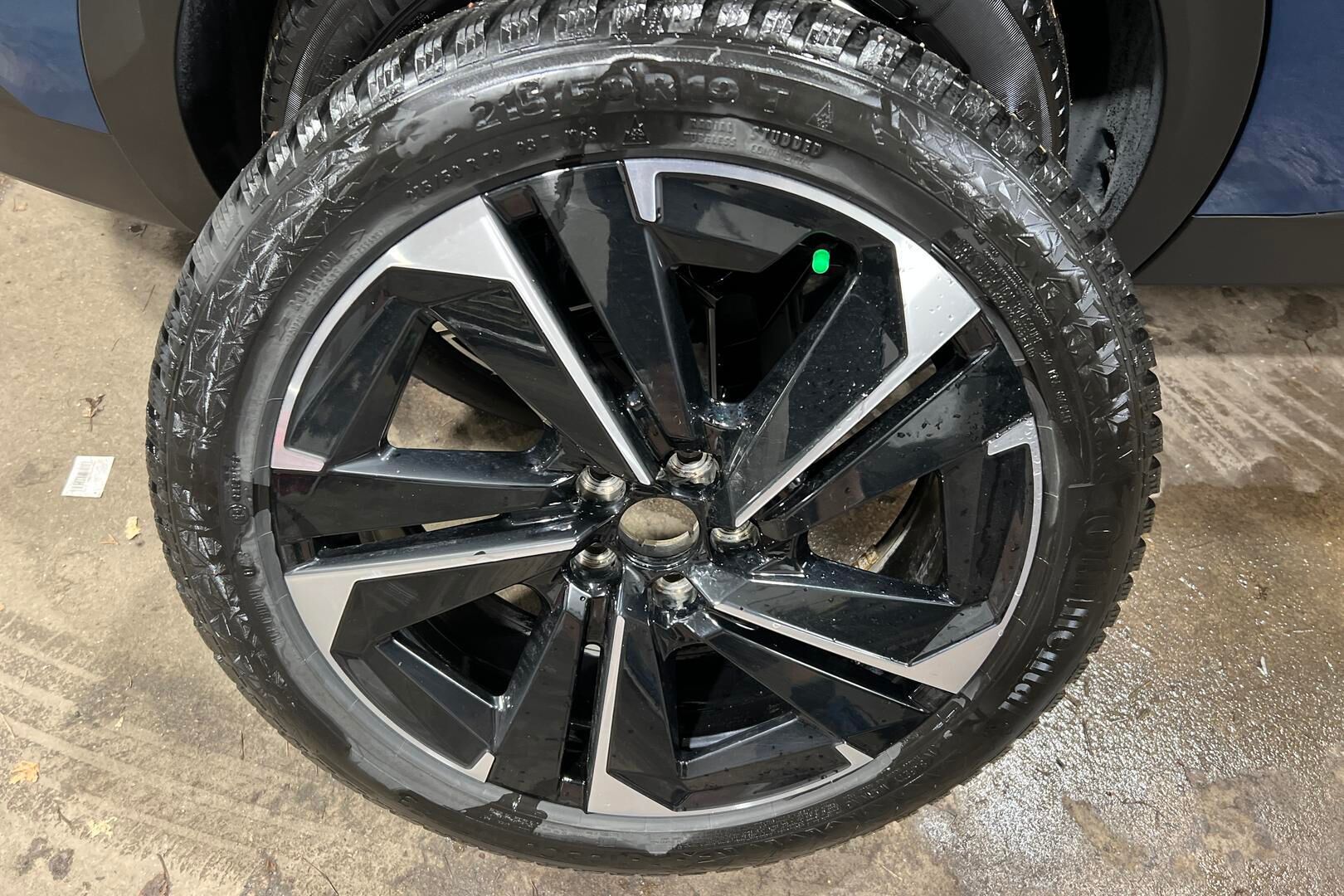 Peugeot 408 iso kuva 23