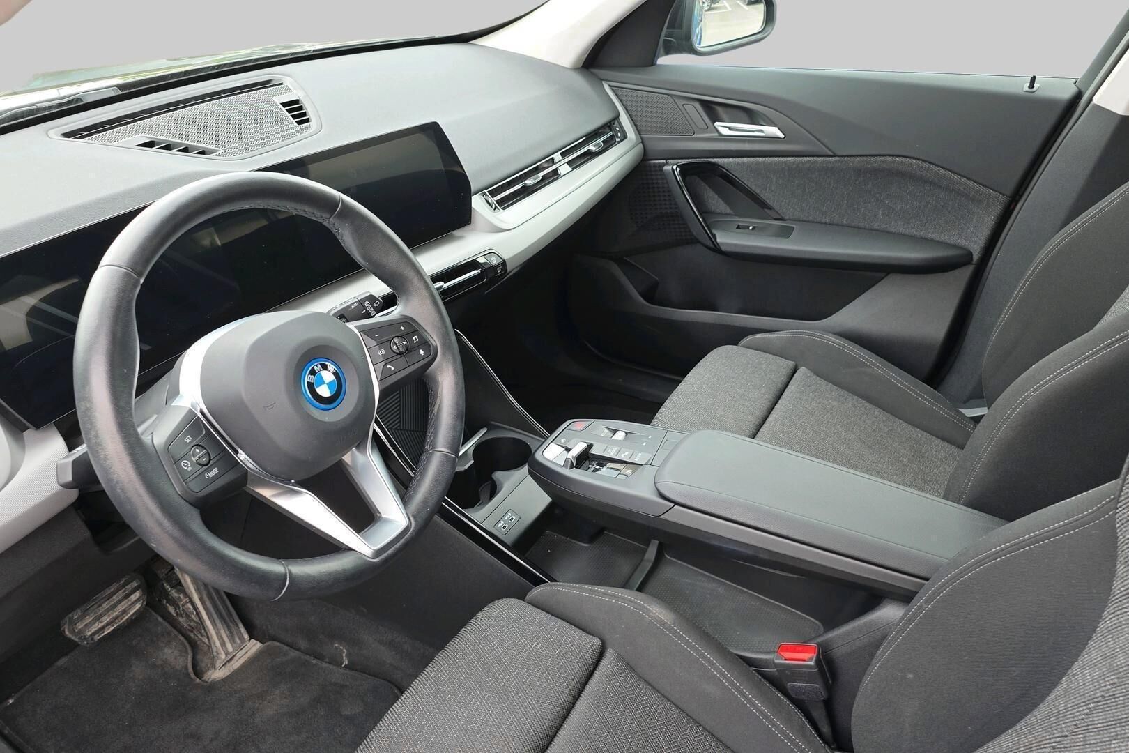 BMW X1 iso kuva 1