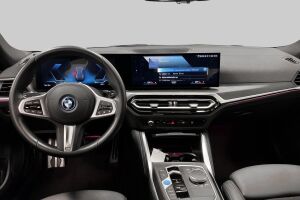 BMW i4 esikatselu 10