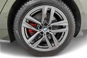 BMW i4 esikatselu 12