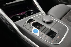 BMW i4 esikatselu 15