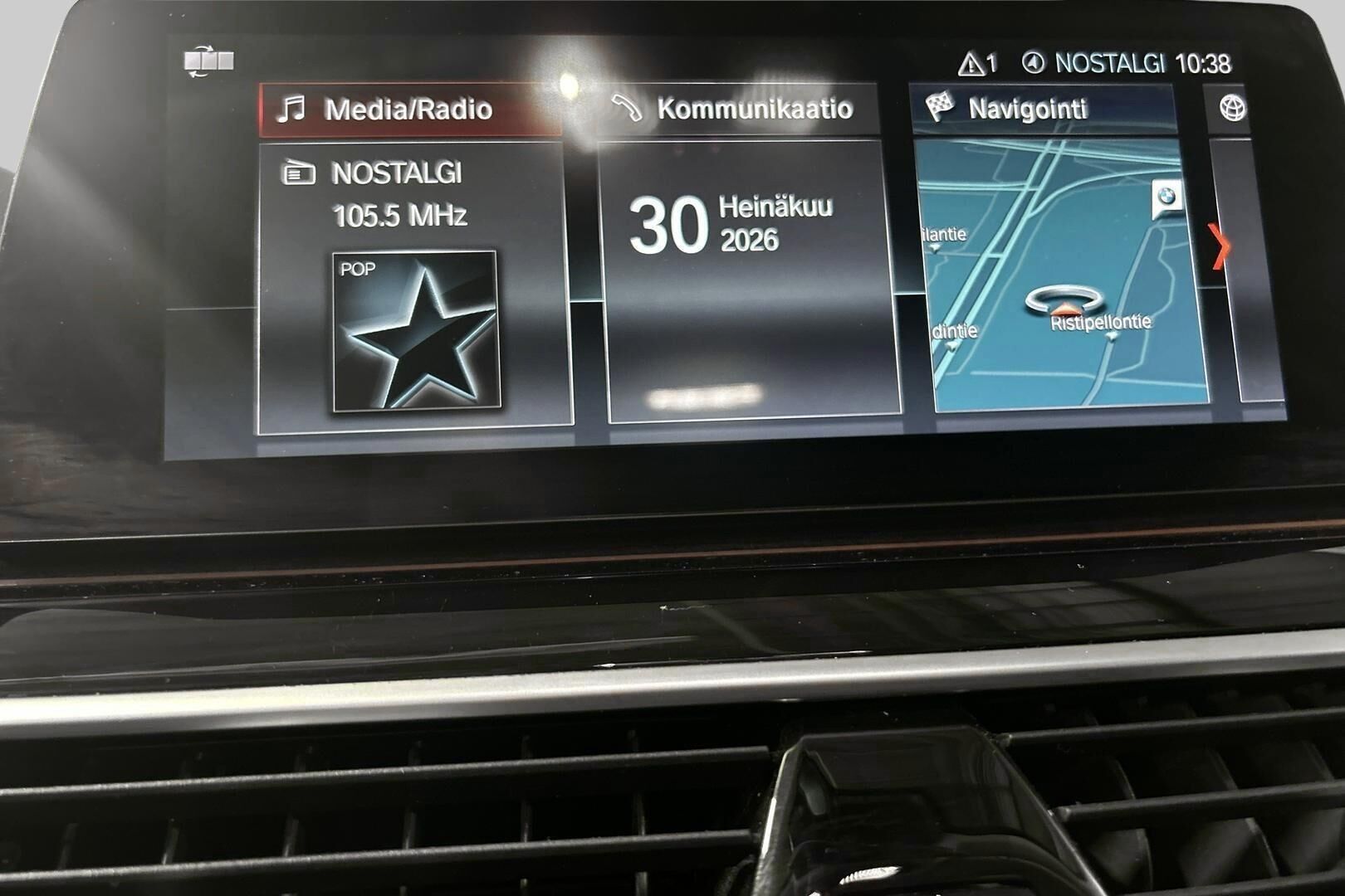 BMW 5-SARJA iso kuva 16