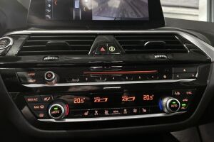 BMW 5-SARJA esikatselu 20