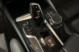 BMW 5-SARJA esikatselu 21
