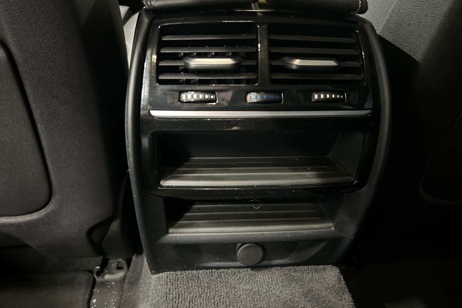 BMW 5-SARJA iso kuva 32