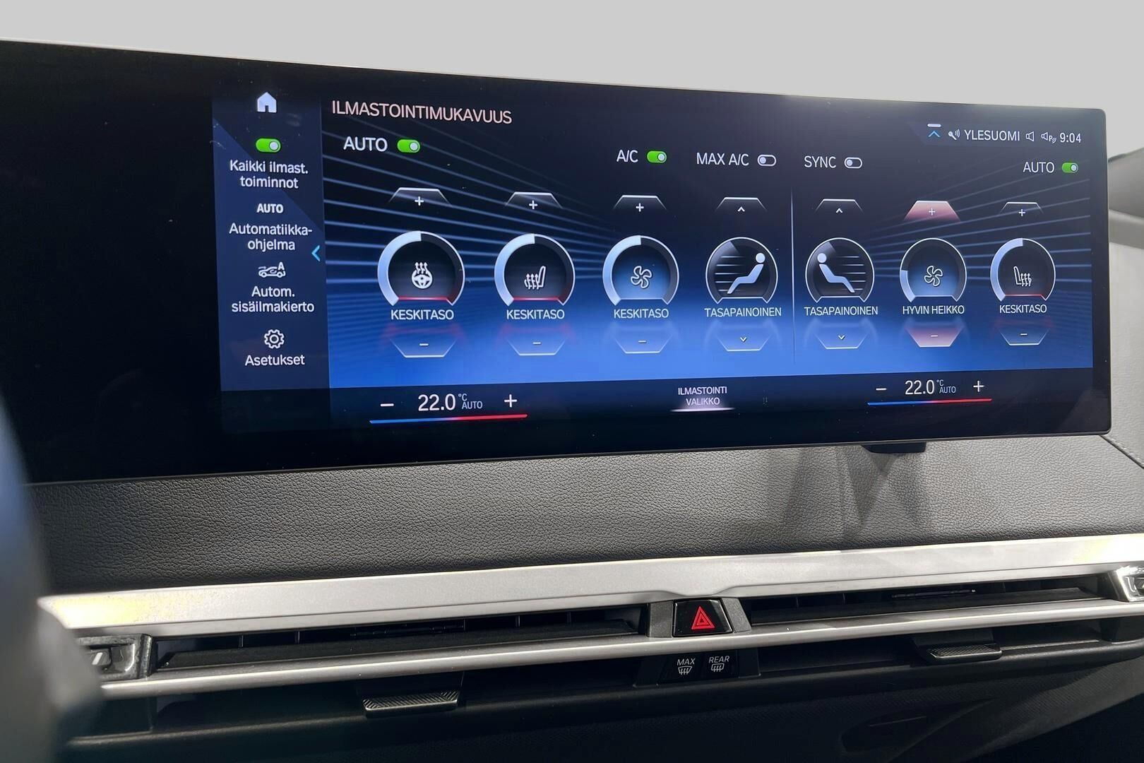 BMW iX iso kuva 20