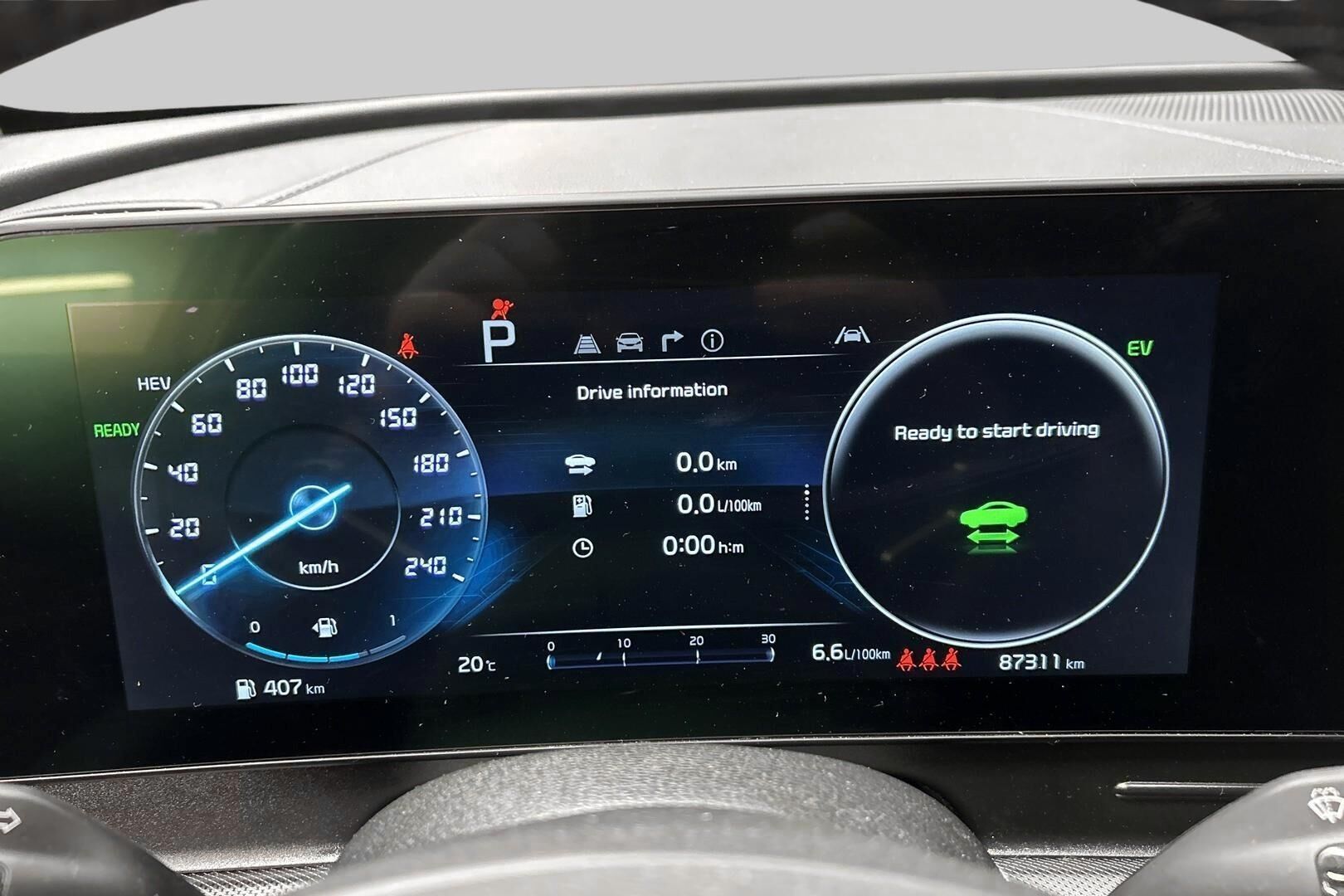 Kia Sportage iso kuva 13