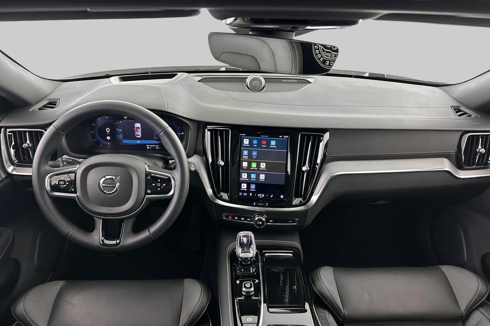 Volvo V60 iso kuva 10