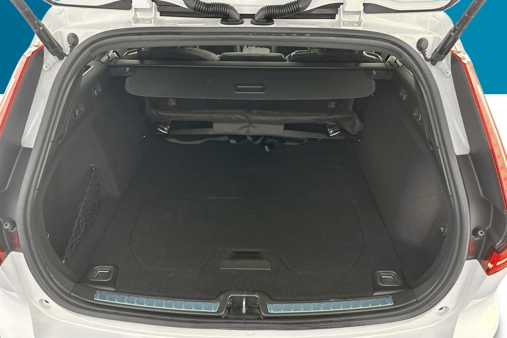 Volvo V60 iso kuva 11