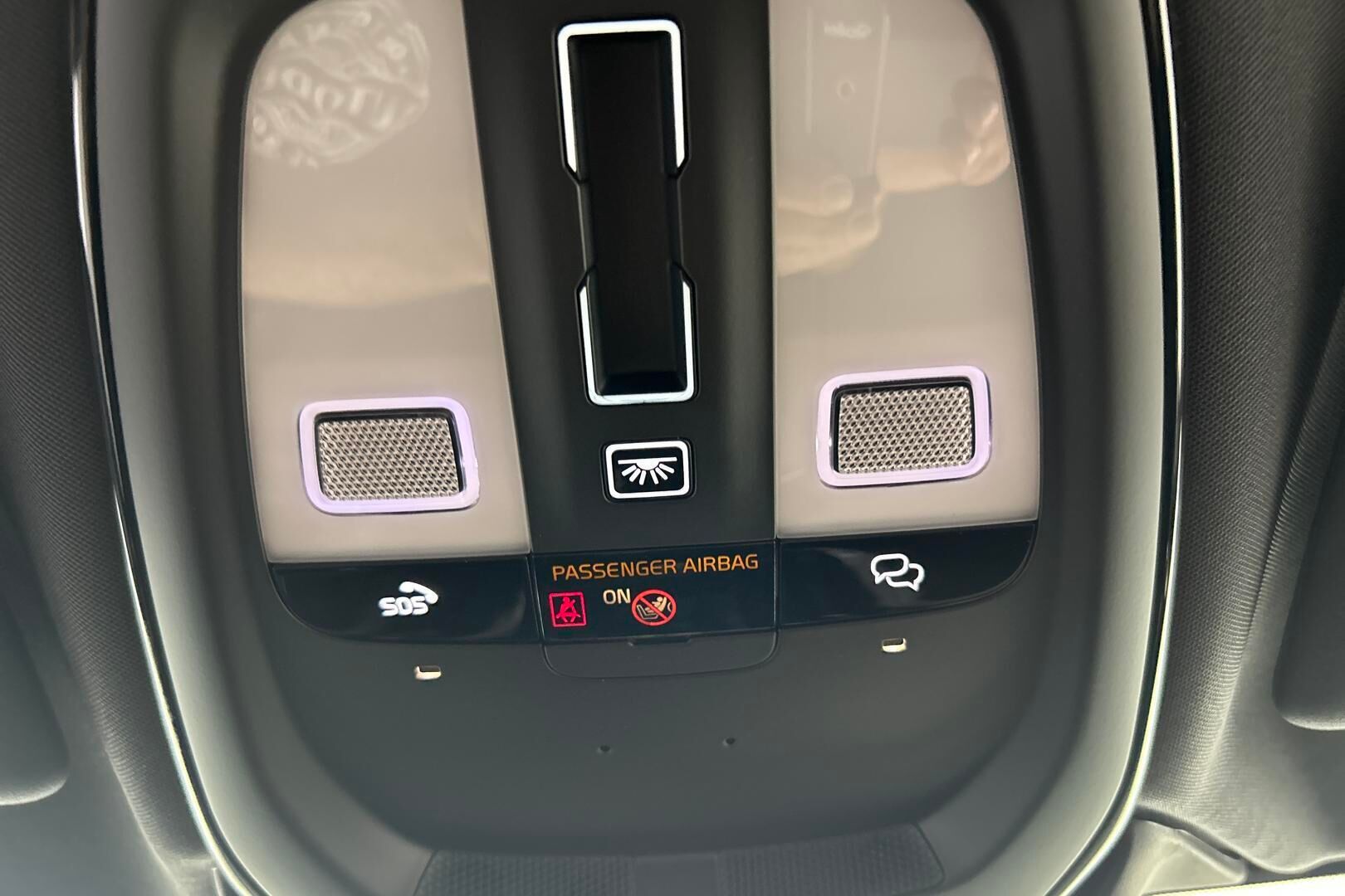 Volvo V60 iso kuva 29