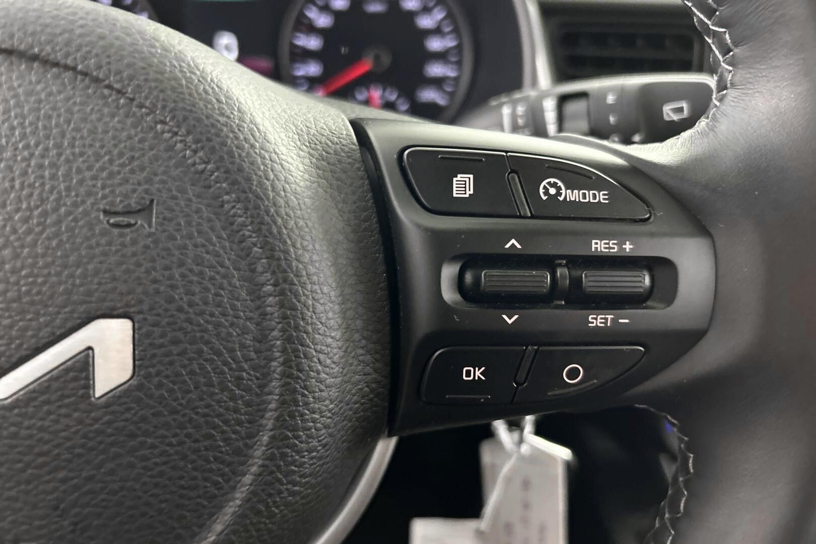 Kia Stonic iso kuva 21