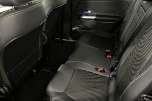 Mercedes-Benz EQB esikatselu 8