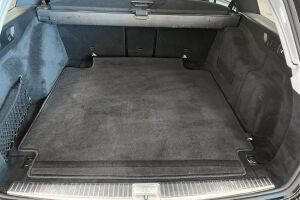 Mercedes-Benz E esikatselu 11