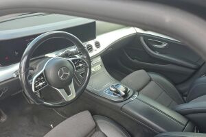 Mercedes-Benz E esikatselu 2