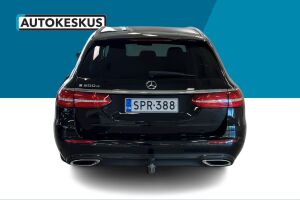 Mercedes-Benz E esikatselu 5