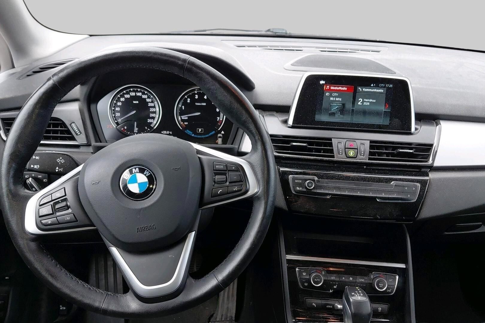 BMW 2-SARJA iso kuva 2