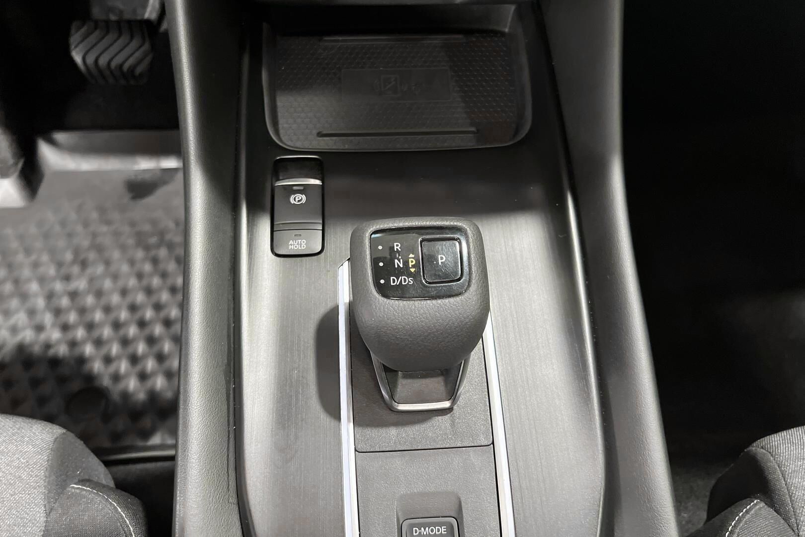 Nissan Qashqai iso kuva 21