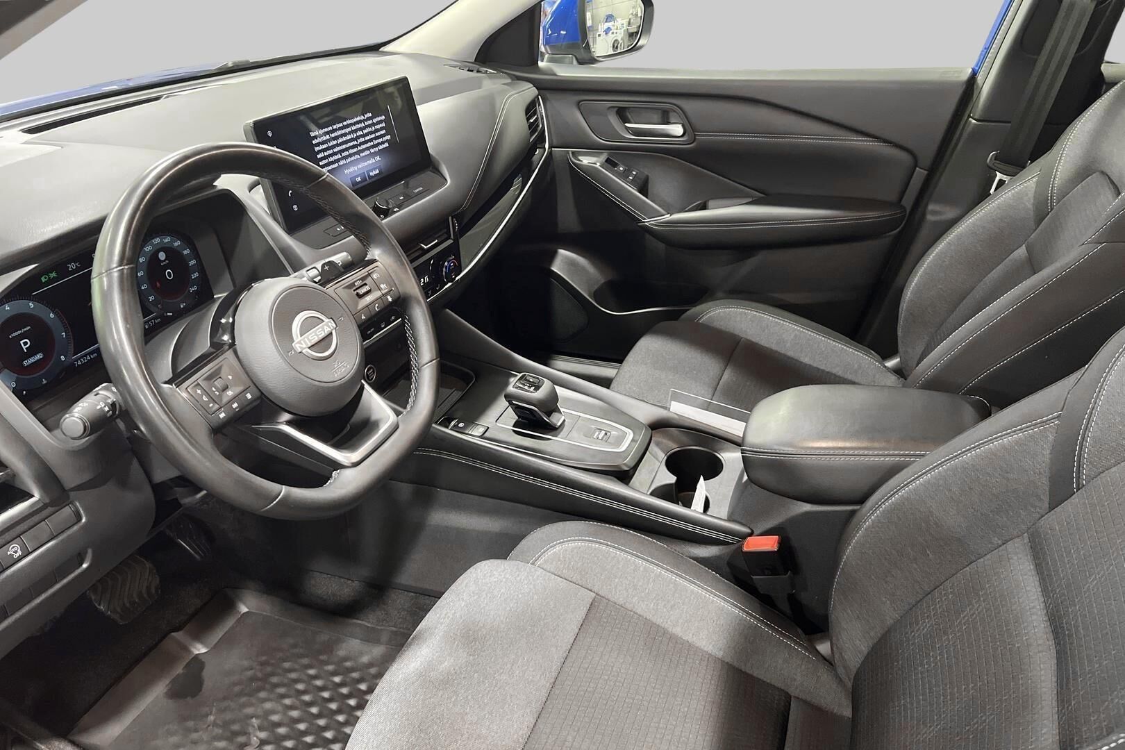 Nissan Qashqai iso kuva 9