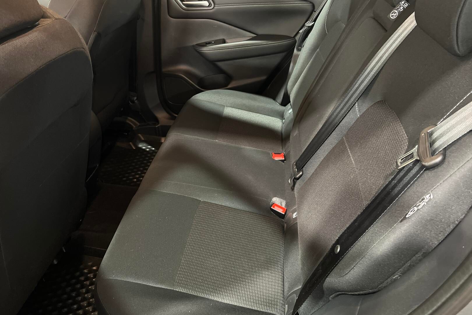 Nissan Qashqai iso kuva 16