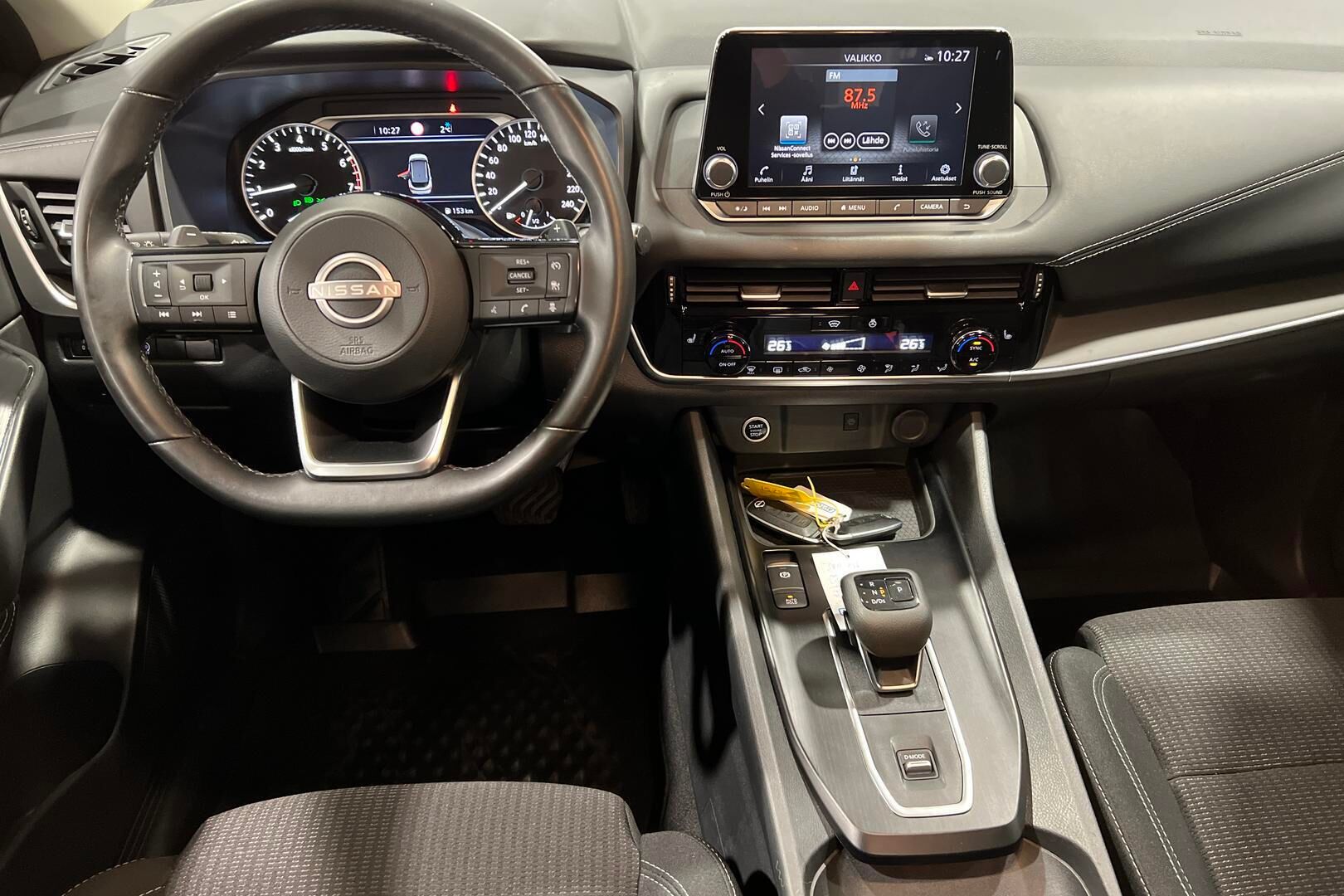 Nissan Qashqai iso kuva 7