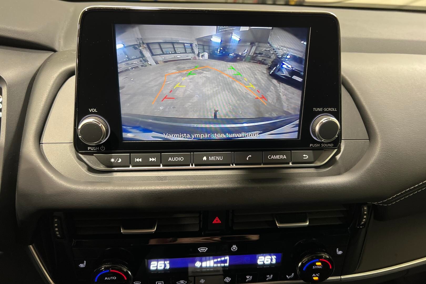 Nissan Qashqai iso kuva 11