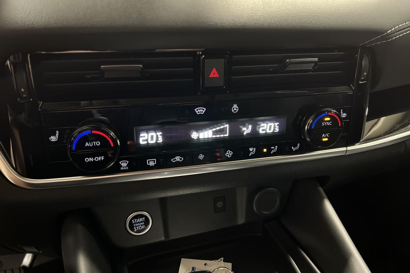Nissan Qashqai iso kuva 21