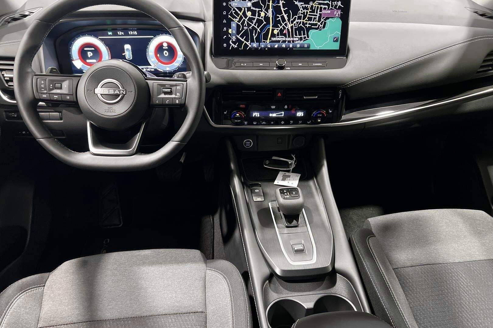 Nissan Qashqai iso kuva 11