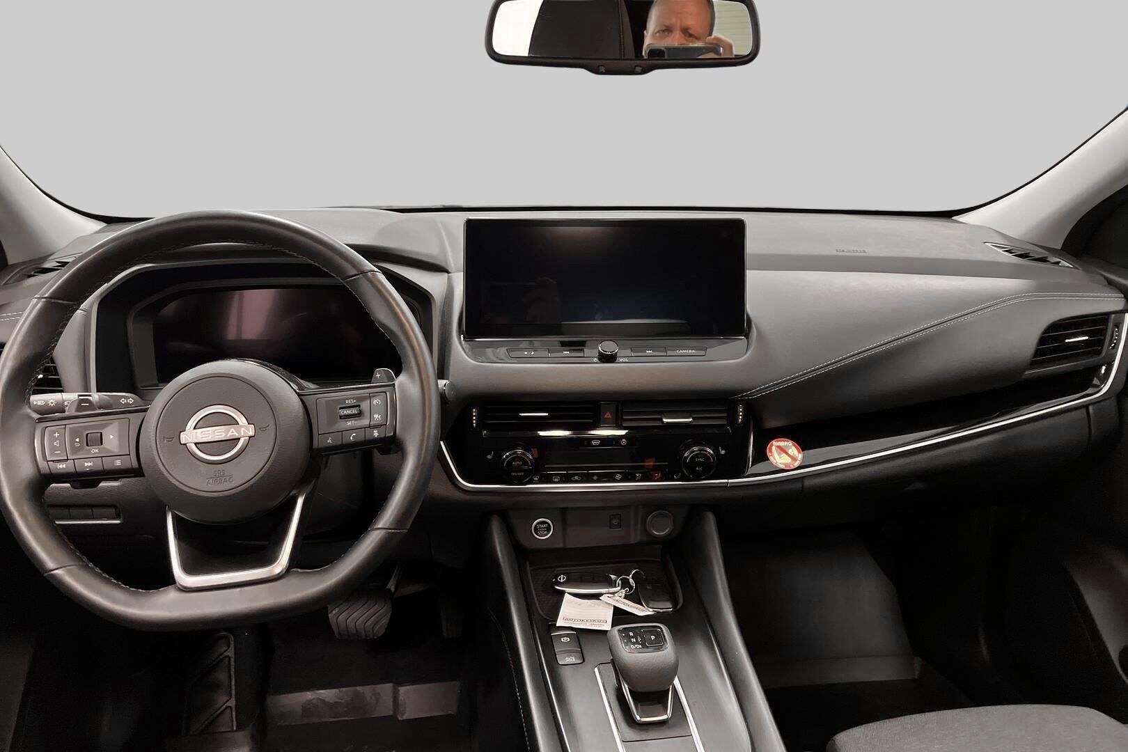 Nissan Qashqai iso kuva 11