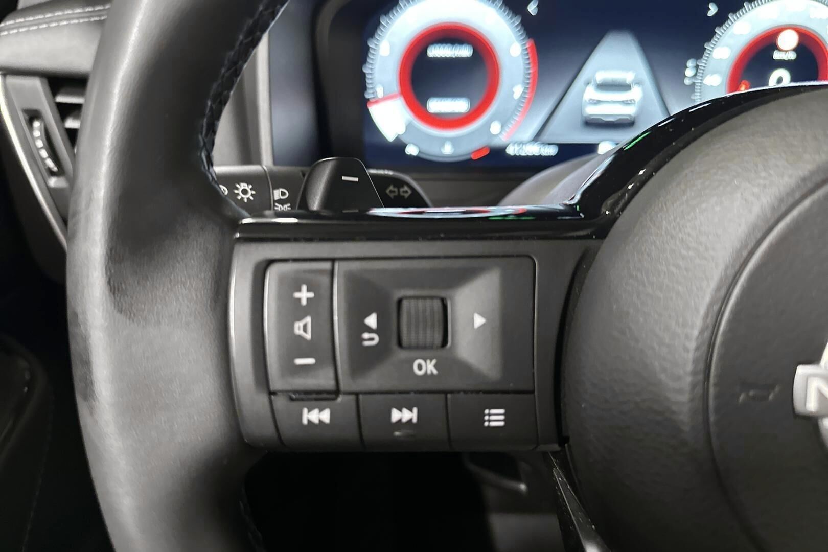 Nissan Qashqai iso kuva 18