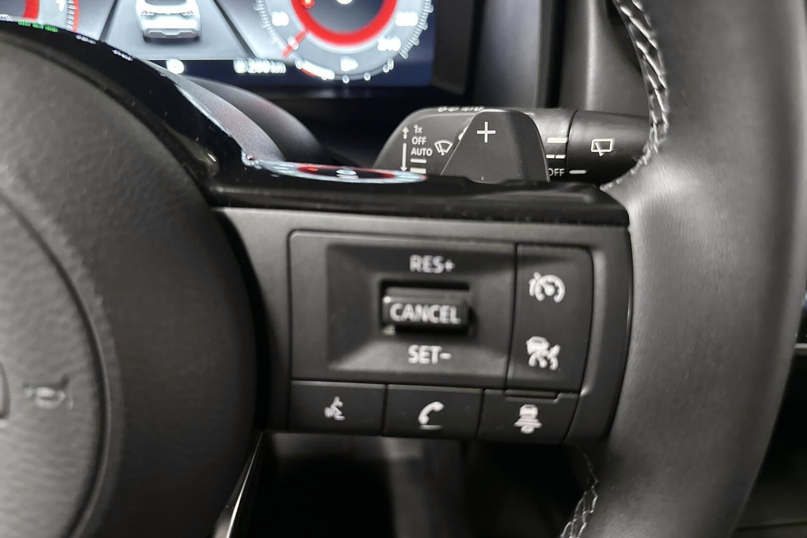 Nissan Qashqai iso kuva 19