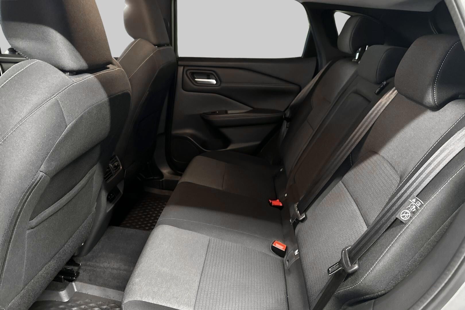 Nissan Qashqai iso kuva 7