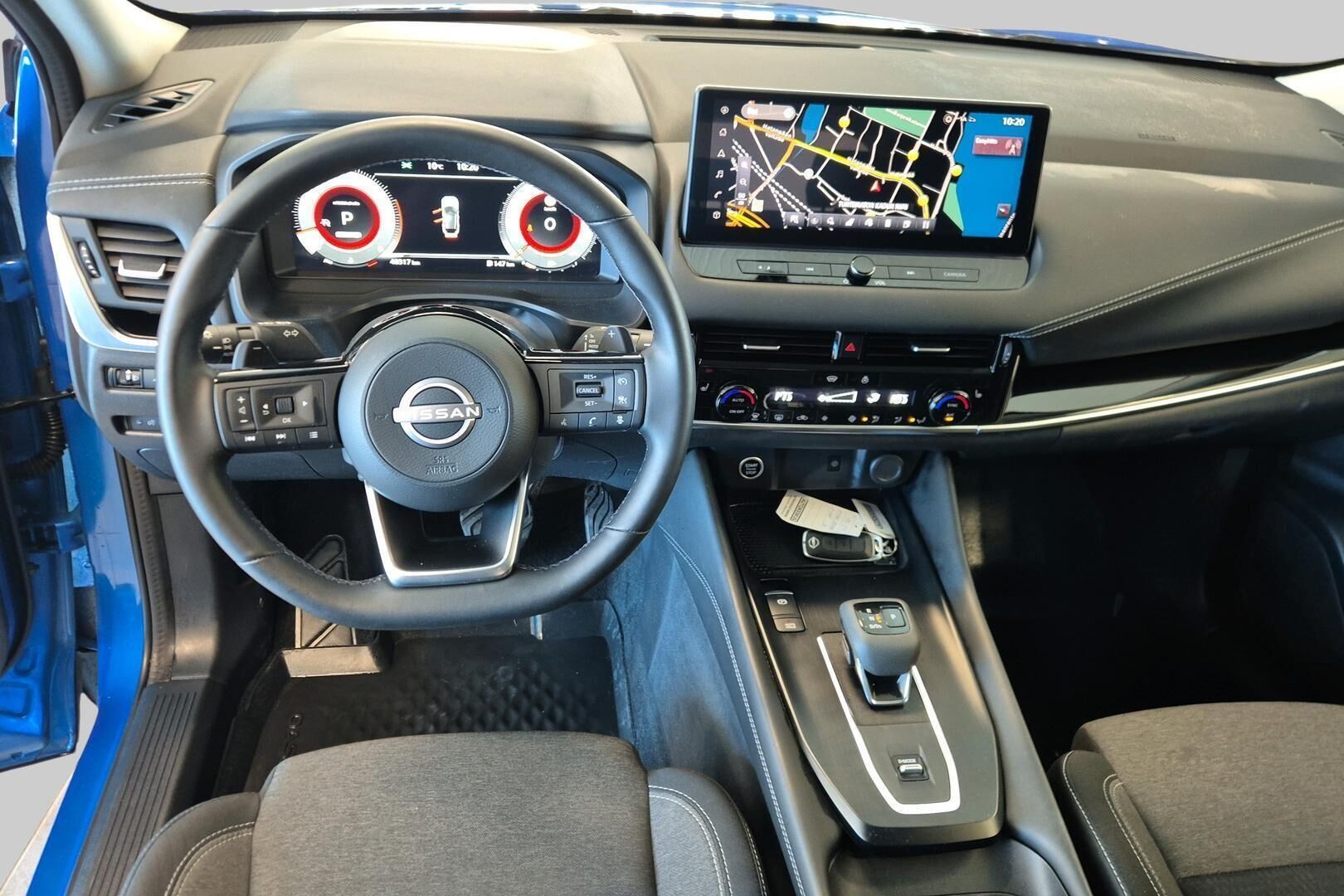 Nissan Qashqai iso kuva 7