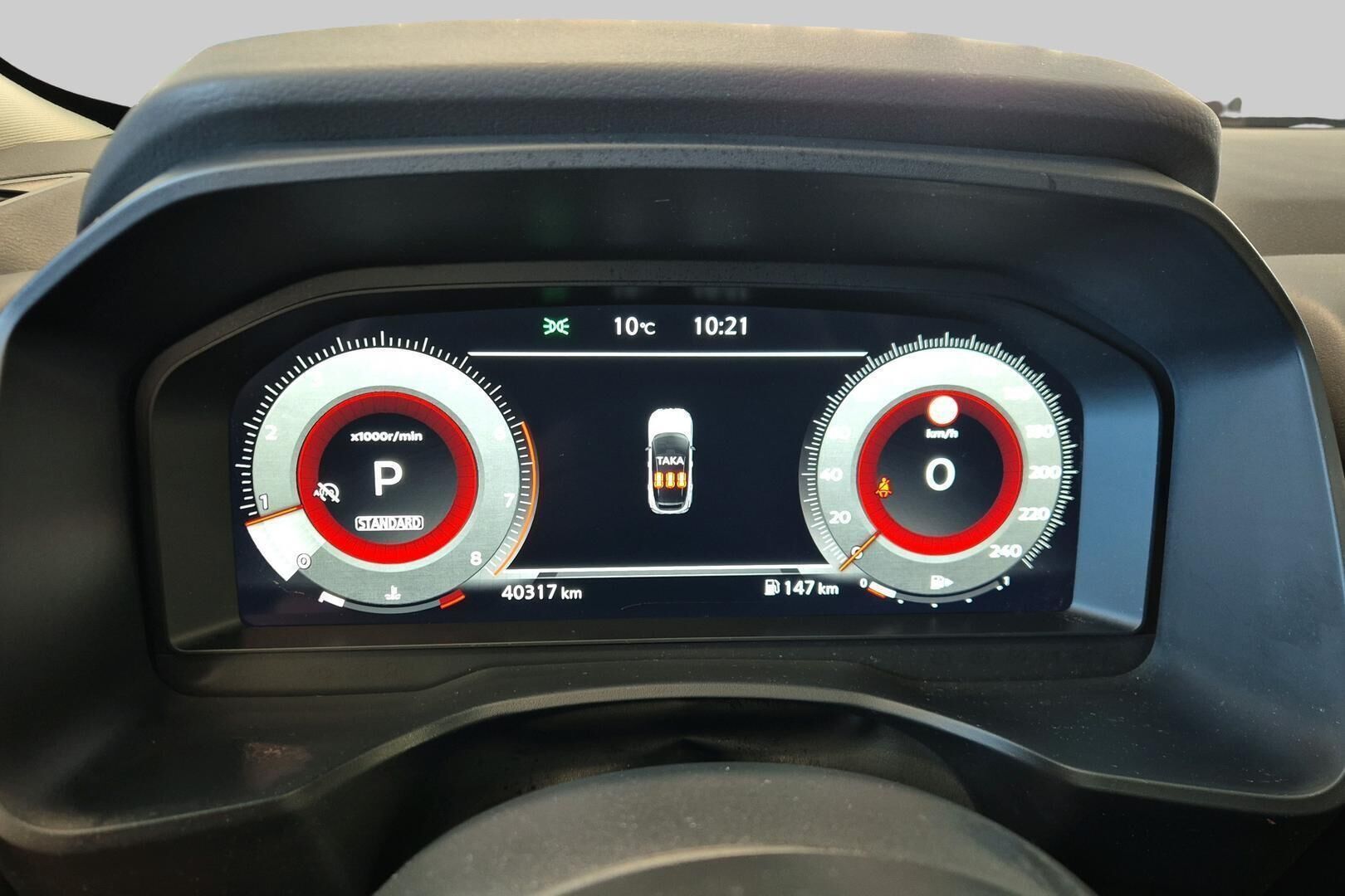 Nissan Qashqai iso kuva 9