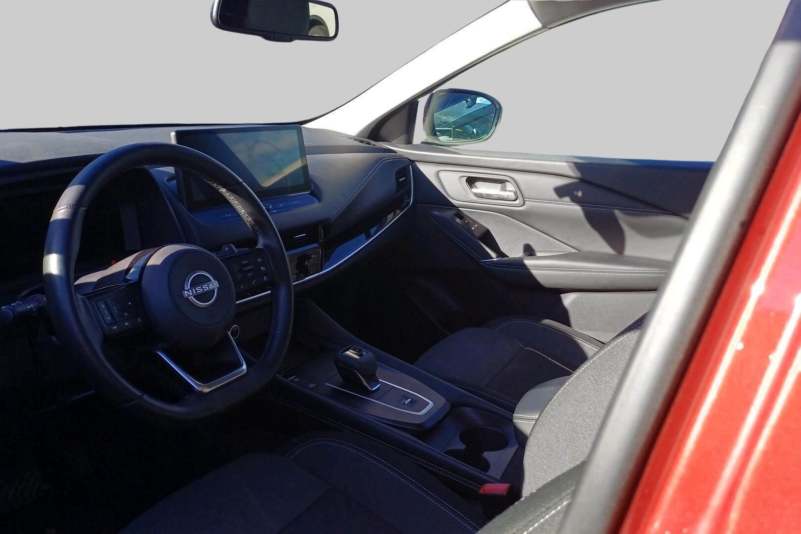 Nissan Qashqai iso kuva 2
