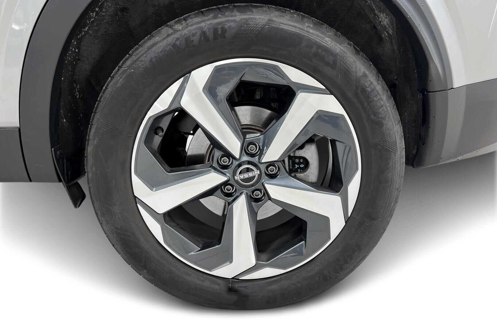 Nissan Qashqai iso kuva 13