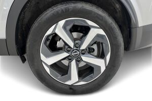 Nissan Qashqai esikatselu 12