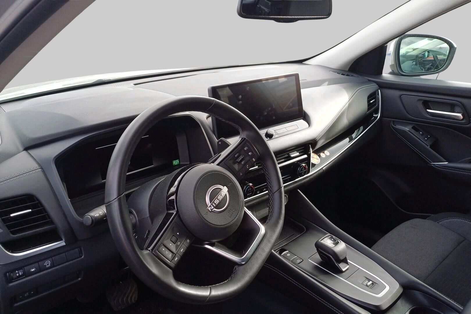 Nissan Qashqai iso kuva 3