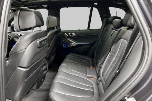 BMW X5 esikatselu 8
