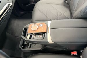 BMW IX esikatselu 20