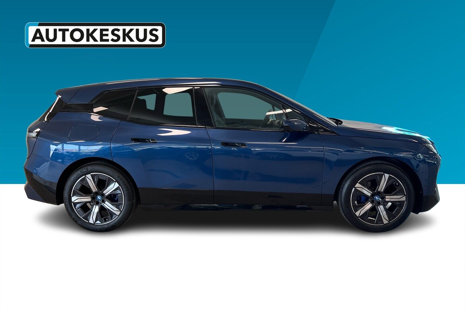 BMW IX iso kuva 5