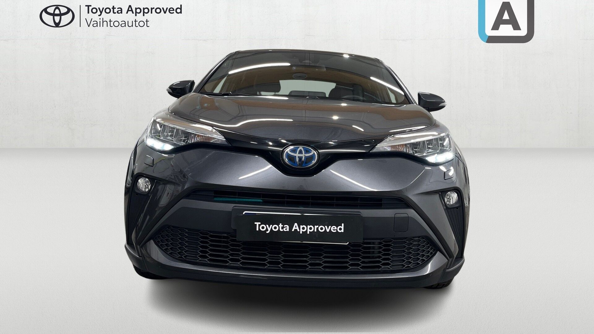 Toyota C-HR iso kuva 6