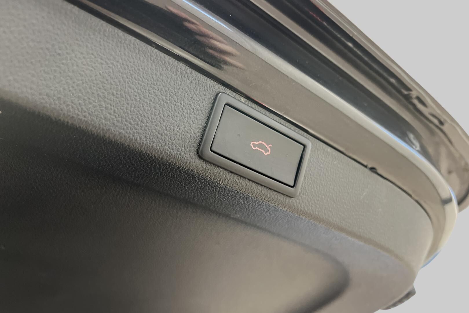 Skoda Octavia iso kuva 17