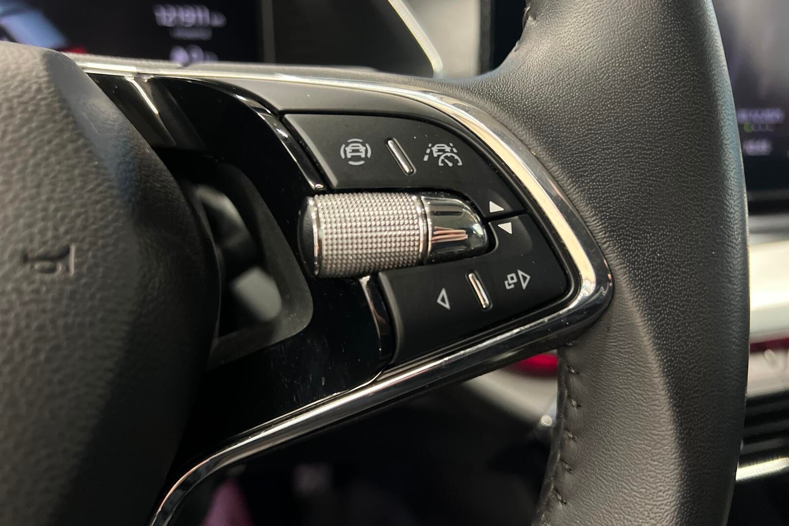 Skoda Octavia iso kuva 20