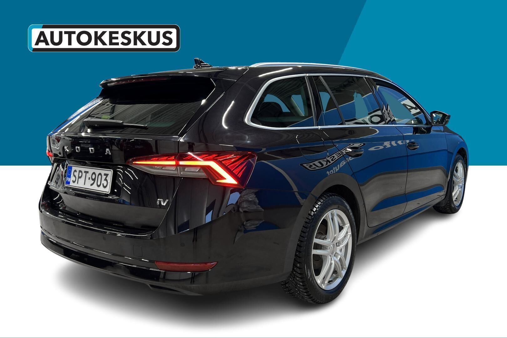 Skoda Octavia iso kuva 5