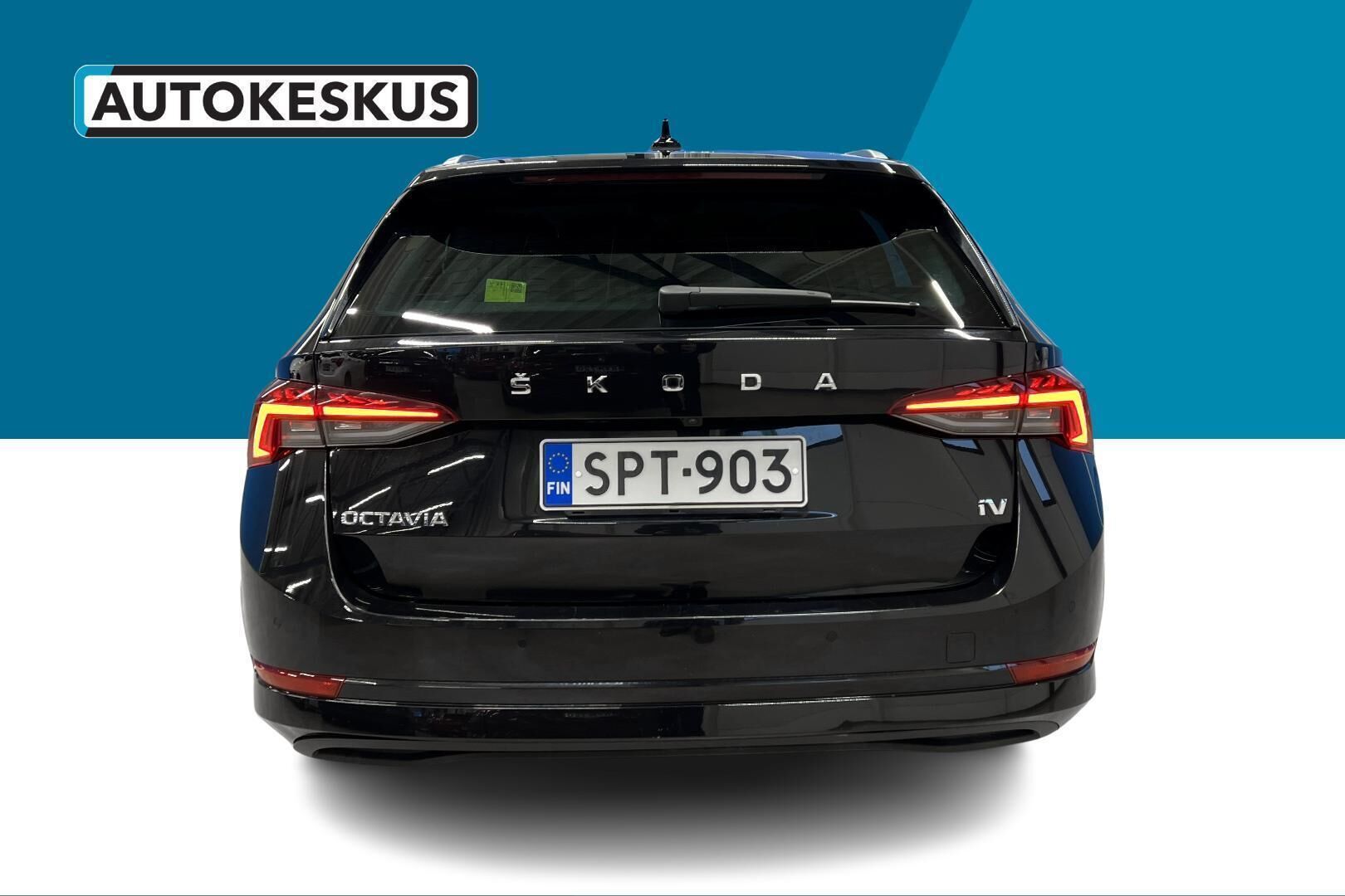 Skoda Octavia iso kuva 6