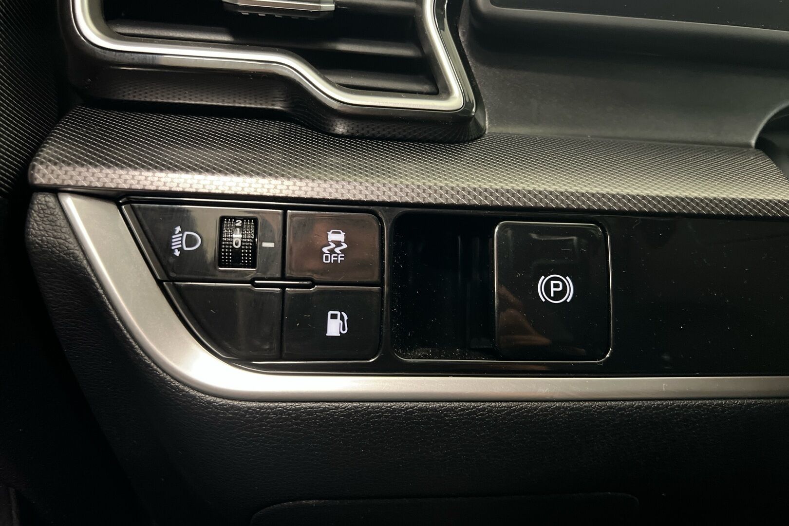 Kia Sportage iso kuva 14