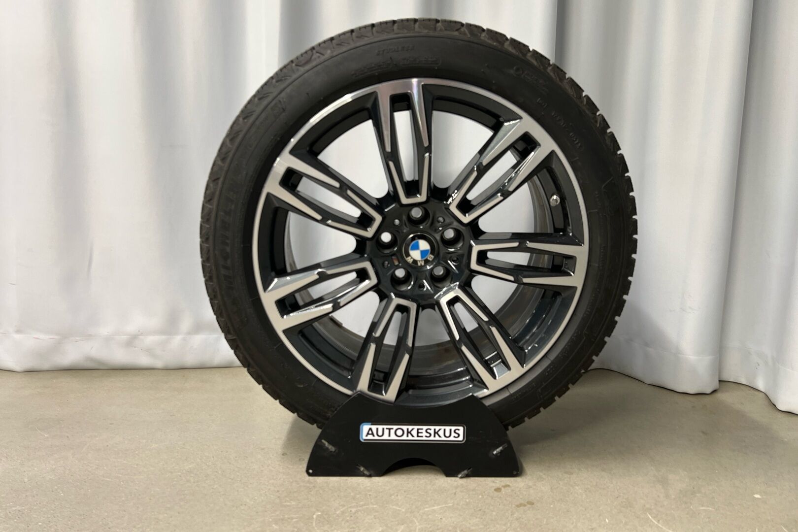 BMW 5-sarja iso kuva 17